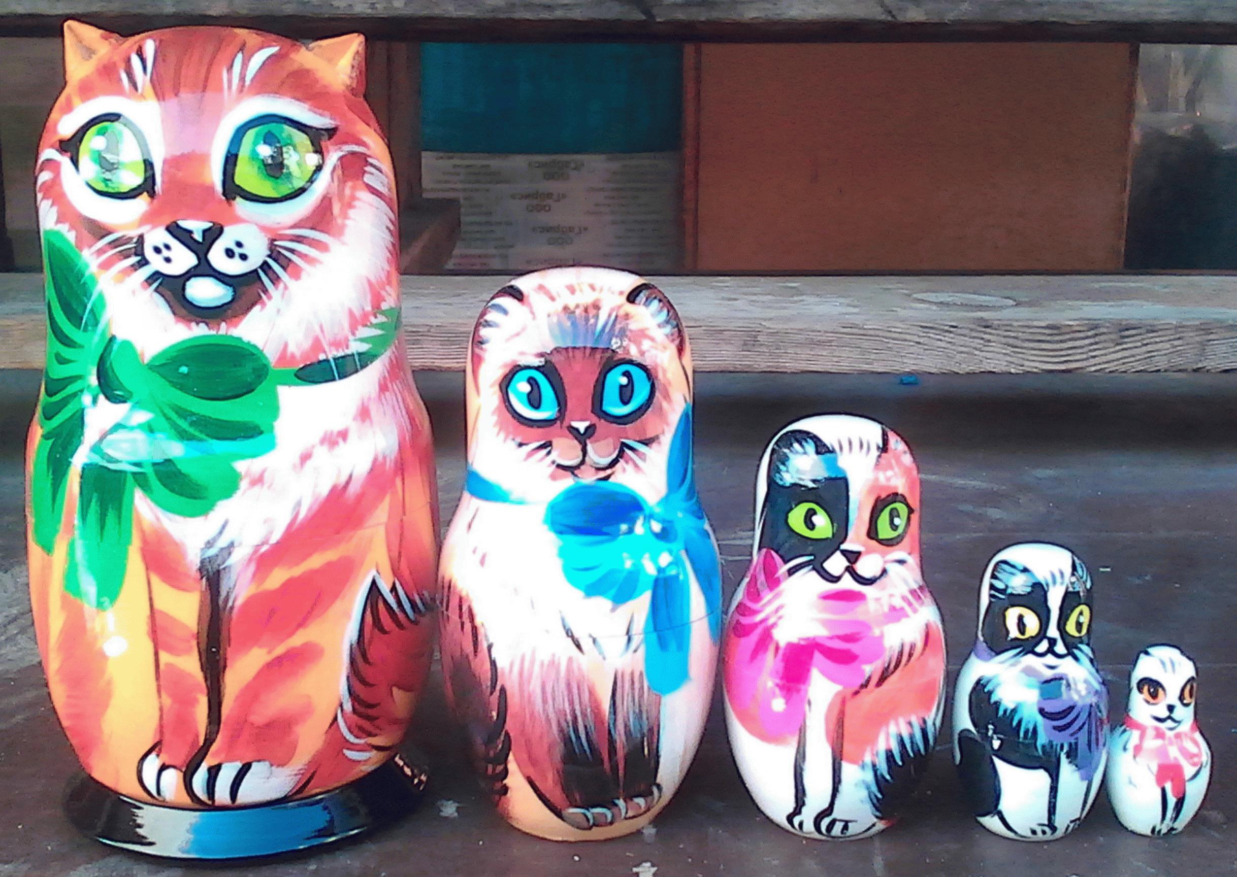 Cat Matryoshka Set with Bows